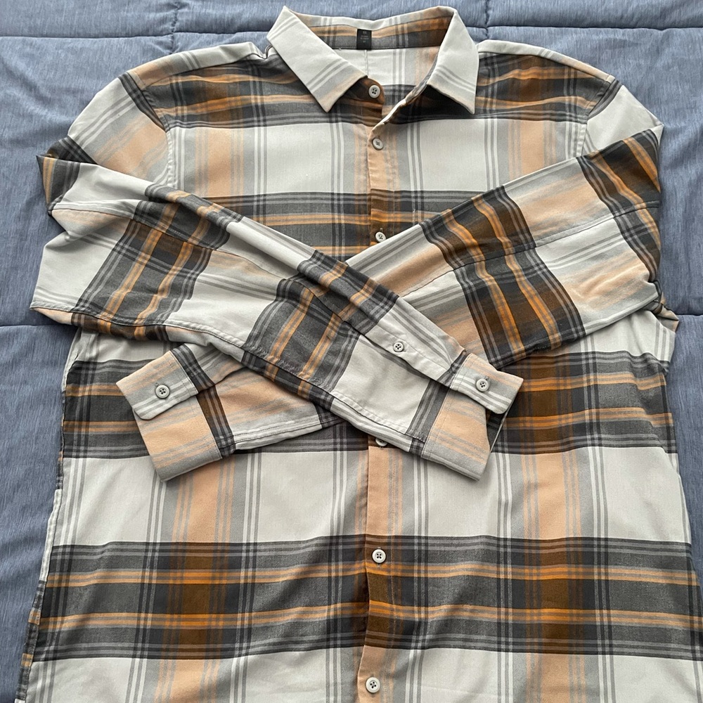 Lululemon plaid shirt
